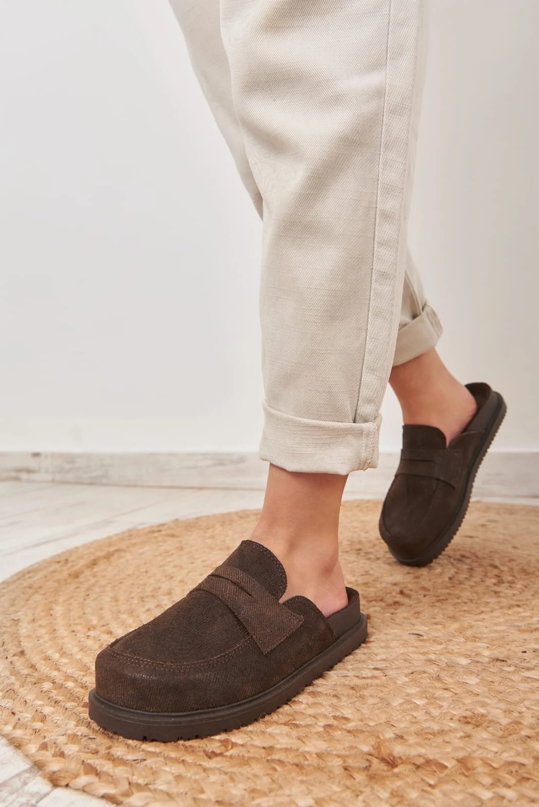 Suecos Asrael, foto 3. Productos. Lamarcafem Shoes
